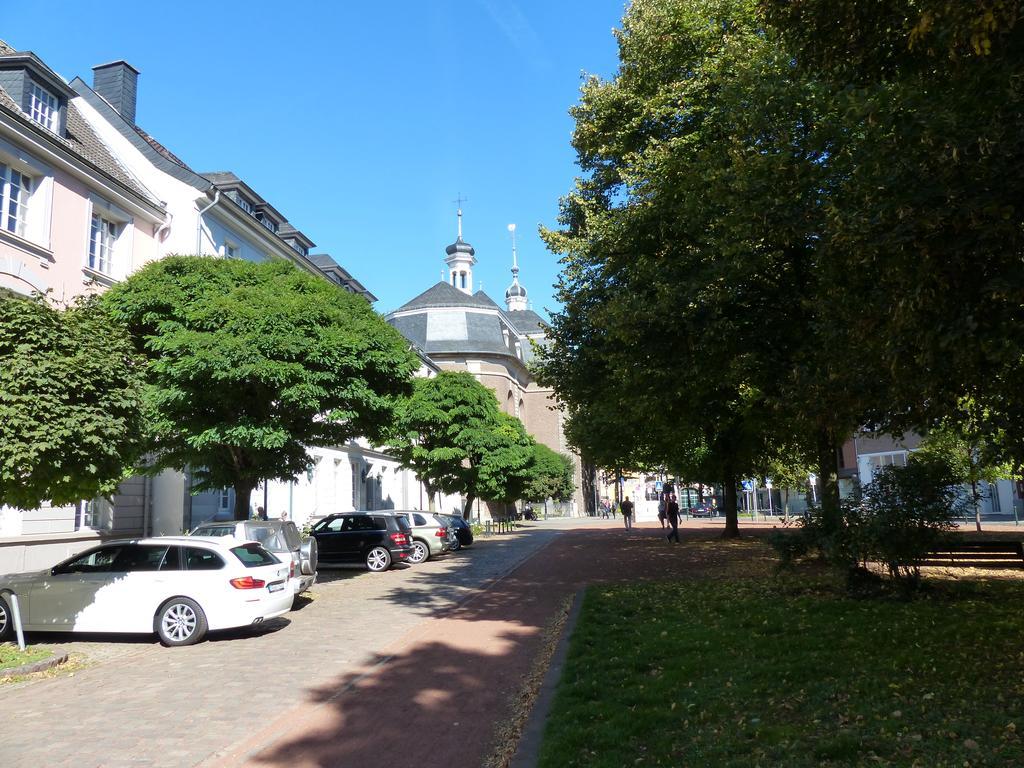 Boutique Hotel Orangerie Düsseldorf Exterior foto